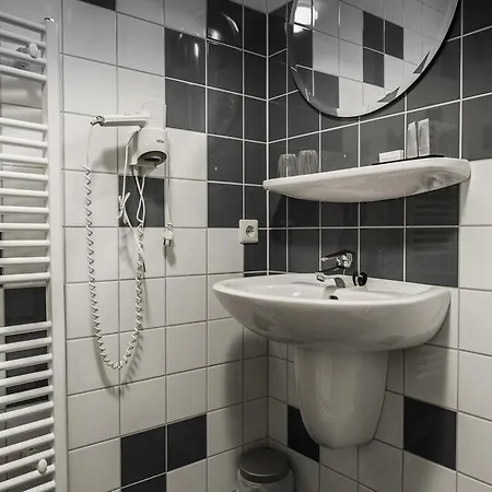 Linge Hotel Elst (Gelderland)