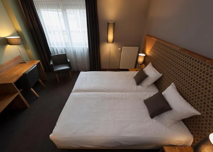 Linge 3* Elst (Gelderland)